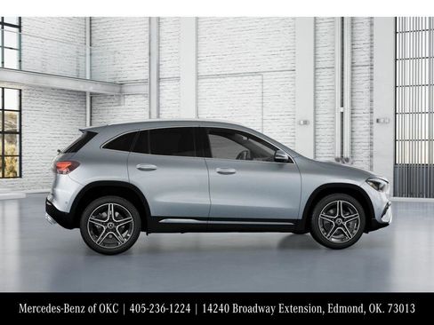 New 2026 Mercedes-Benz GLA 250 4MATIC image 17