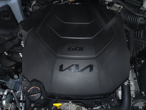 Used 2022 Kia Telluride LX image 30