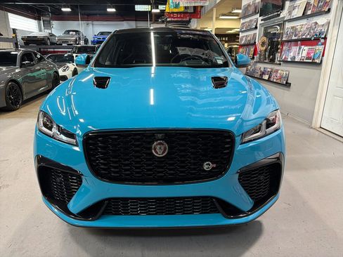 Used 2021 Jaguar F-PACE SVR AWD/4WD image 2