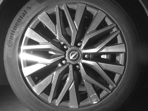 Used 2025 Nissan Altima 2.5 SV FWD image 13