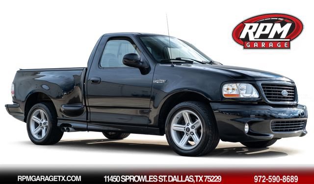 Used 2003 Ford F150 Lightning RWD image 1