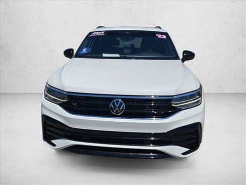Used 2022 Volkswagen Tiguan SE R-Line AWD/4WD image 2
