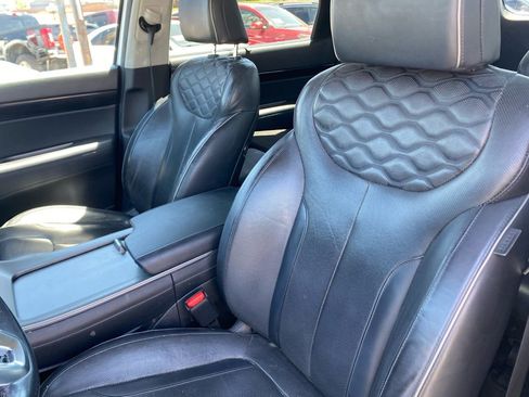 Used 2021 Hyundai Palisade Limited FWD image 14