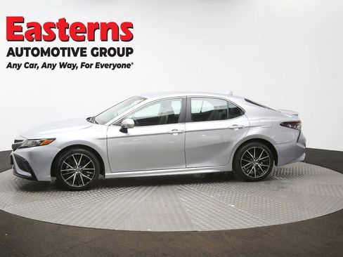 Used 2024 Toyota Camry SE FWD image 62