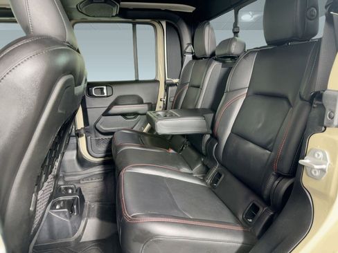 Used 2020 Jeep Gladiator Rubicon image 14