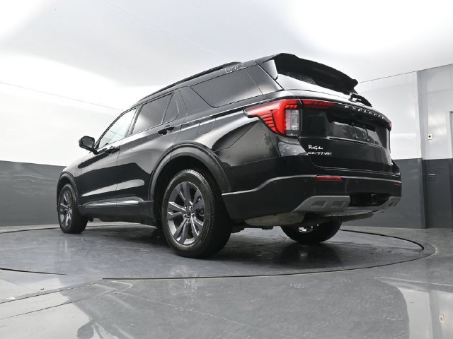 Used 2025 Ford Explorer Active w/ Active Comfort Package AWD/4WD image 35