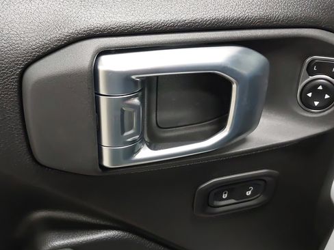 New 2026 Jeep Gladiator Willys image 25