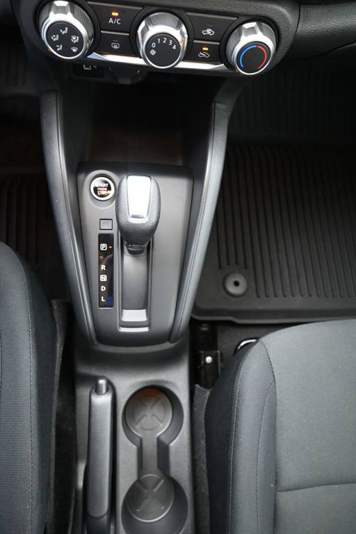 Certified 2025 Nissan Kicks Play S FWD image 18