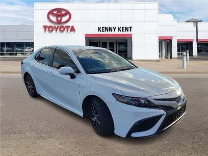 Used 2023 Toyota Camry SE