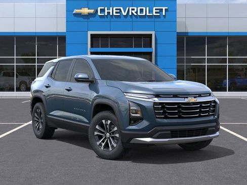 New 2026 Chevrolet Equinox LT w/ Convenience Package II image 8