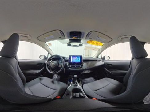 Certified 2024 Toyota Corolla LE image 43