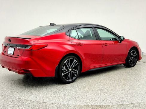 Used 2025 Toyota Camry XSE w/ Premium Plus Package AWD/4WD image 5