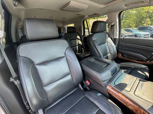 Used 2019 Chevrolet Tahoe Premier AWD/4WD image 16