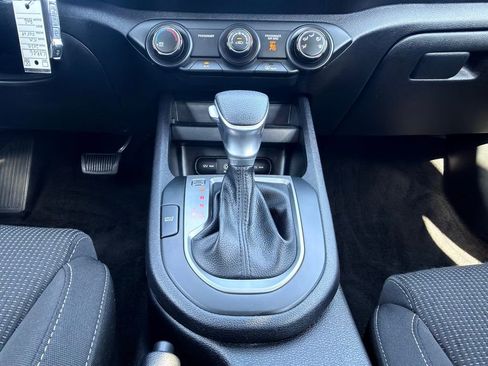 Used 2020 Kia Forte LXS image 3