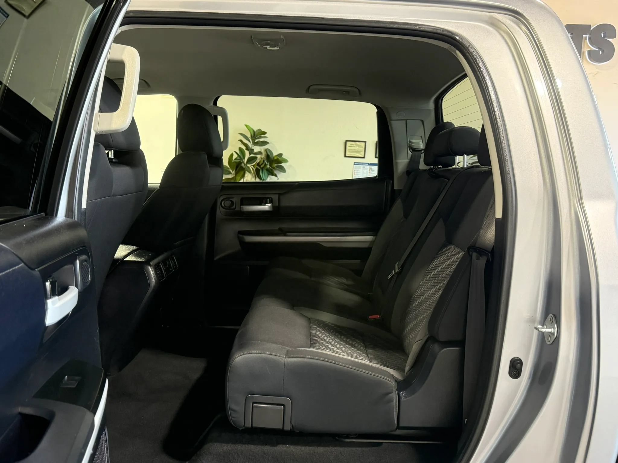 Used 2021 Toyota Tundra SR5 w/ TRD Off-Road Plus Package AWD/4WD image 10