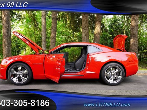 Used 2011 Chevrolet Camaro SS w/ RS Package RWD image 25