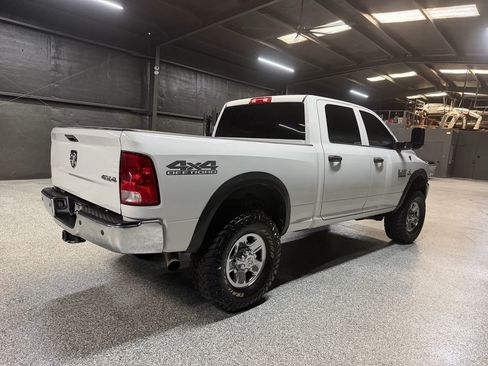 Used 2018 RAM 2500 Tradesman w/ Chrome Appearance Group AWD/4WD image 5