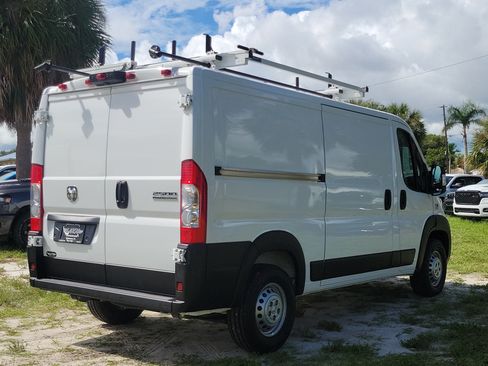 Used 2025 RAM ProMaster 2500 w/ Safety Group FWD image 4