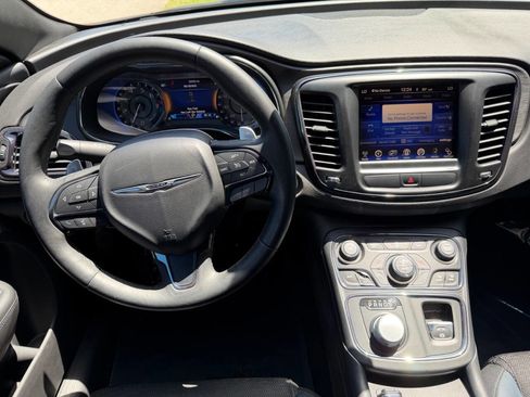 Used 2016 Chrysler 200 S w/ Navigation & Sound Group I image 30