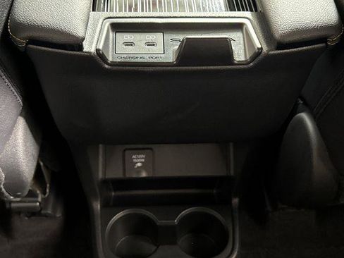 Certified 2025 Toyota Sienna XLE Woodland Edition AWD/4WD image 29