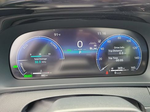 Certified 2026 Toyota Crown Signia w/ Advanced Technology Package AWD/4WD image 13