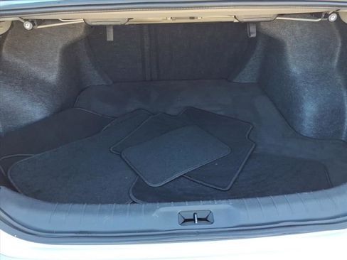 Used 2024 Nissan Altima 2.5 SV FWD image 29