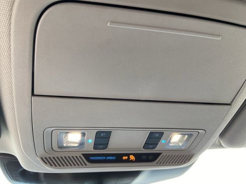 Used 2023 Ford Explorer Limited image 45