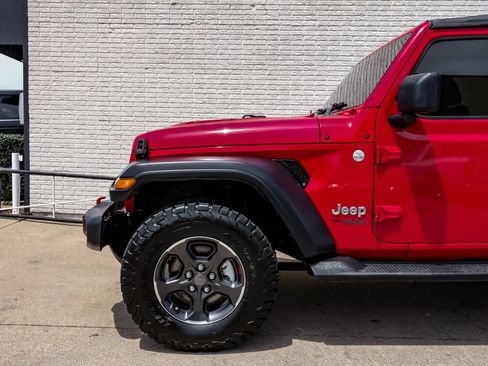 Used 2019 Jeep Wrangler Sport AWD/4WD image 11