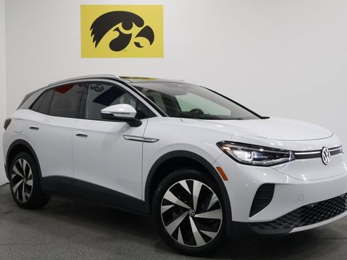 Used 2022 Volkswagen ID.4 Pro S w/ Gradient Package image 2