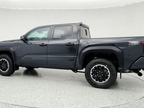 Used 2025 Toyota Tacoma TRD Sport image 7