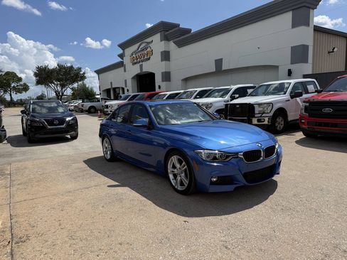 Used 2017 BMW 330e RWD image 2