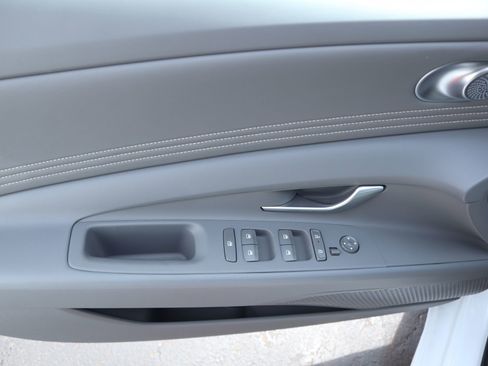 New 2026 Hyundai Elantra SEL Sport Premium FWD image 16