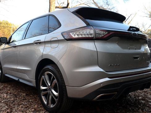 Used 2018 Ford Edge Sport w/ Technology Package image 7