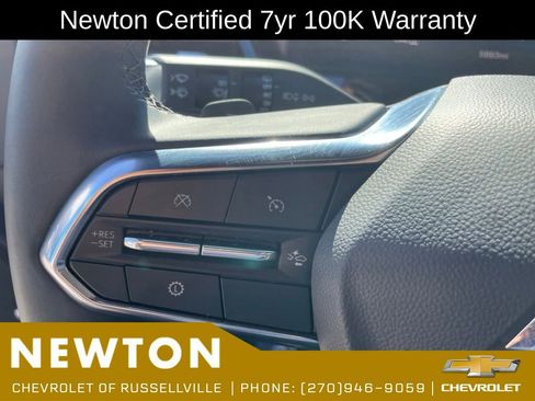 Used 2025 Chevrolet Tahoe Premier AWD/4WD image 14