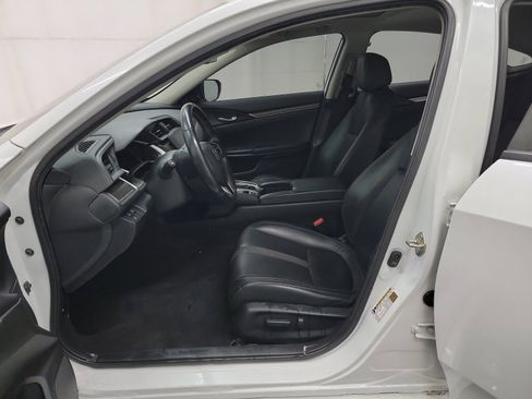 Used 2019 Honda Civic EX-L image 12