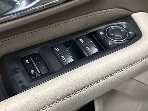 Used 2021 GMC Yukon XL Denali w/ Denali Premium Package RWD image 20