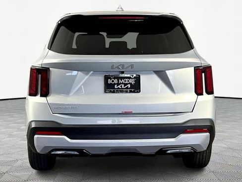 New 2026 Kia Sorento LX FWD image 5