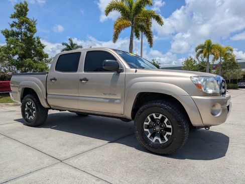 Used 2008 Toyota Tacoma 4x4 Double Cab image 2