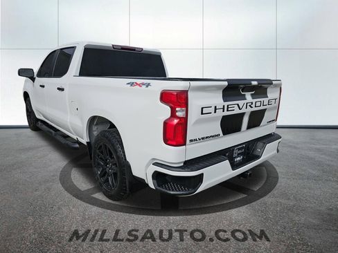 Used 2022 Chevrolet Silverado 1500 Custom w/ Rally Edition AWD/4WD image 8
