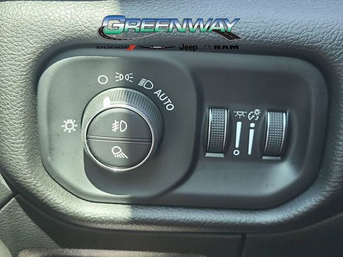 Used 2025 RAM 1500 Big Horn RWD image 20