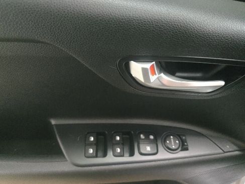 Used 2022 Kia Rio LX FWD image 18