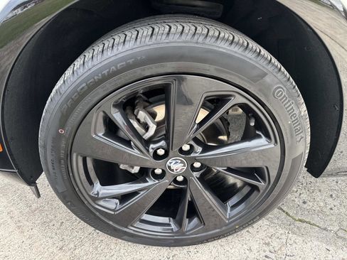 Certified 2023 Buick Envision Essence w/ Sport Touring Package image 11