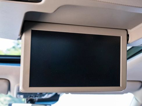 Used 2021 Honda Pilot Elite image 32