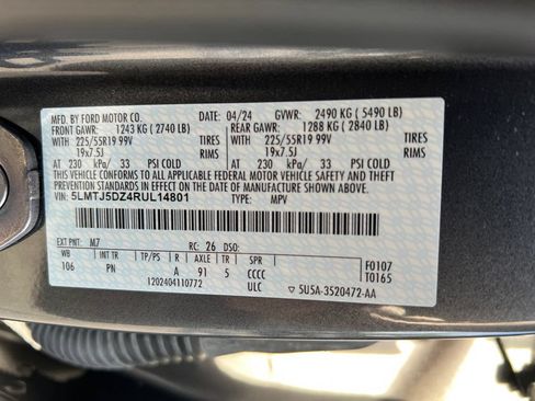 Used 2024 Lincoln Corsair Grand Touring w/ Equipment Group 301A AWD/4WD image 37