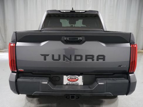 Used 2022 Toyota Tundra SR5 w/ Convenience Package image 7