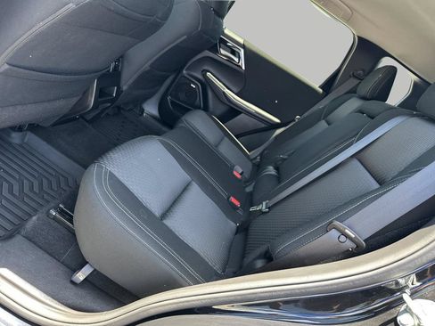 Used 2025 Mitsubishi Outlander ES FWD image 21