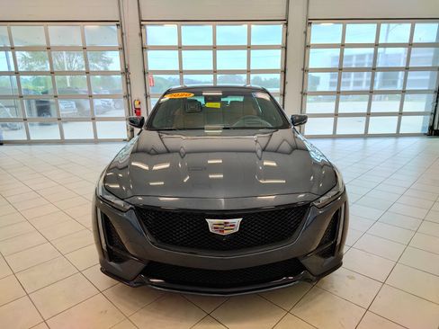 Used 2020 Cadillac CT5 V w/ Platinum Package RWD image 8