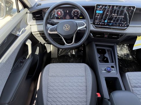 New 2025 Volkswagen Tiguan S image 13