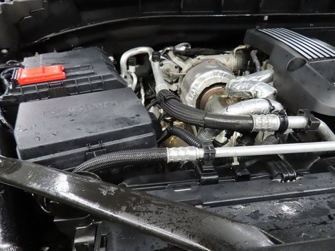 Used 2022 GMC Sierra 1500 AT4 w/ AT4 Premium Package image 32