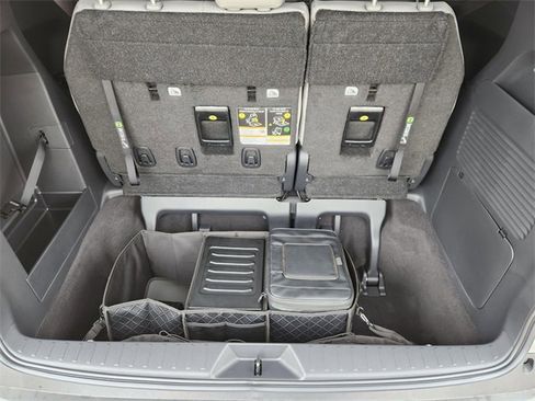 New 2026 Toyota Sienna XLE image 24